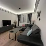 Horizon Grey & Apartment *